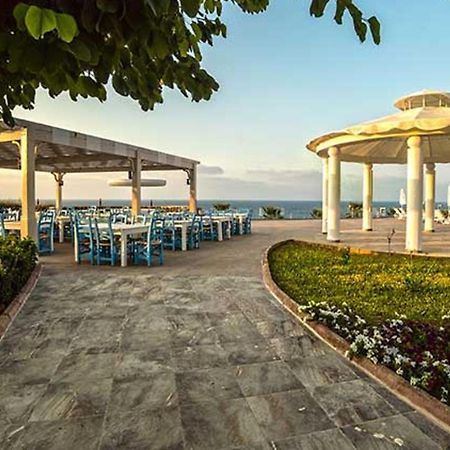 Jasmine Court Hotel Girne Buitenkant foto